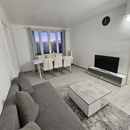 Bel Appartement A Шоази-льо-Роа Екстериор снимка